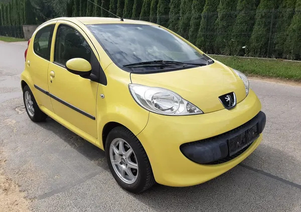 samochody osobowe Peugeot 107 cena 7700 przebieg: 150000, rok produkcji 2006 z Chrzanów